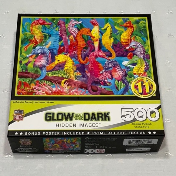 Glow in the Dark 500 Piece Puzzle Seahorses A Colorful Dance Poster Included - Picture 1 of 5